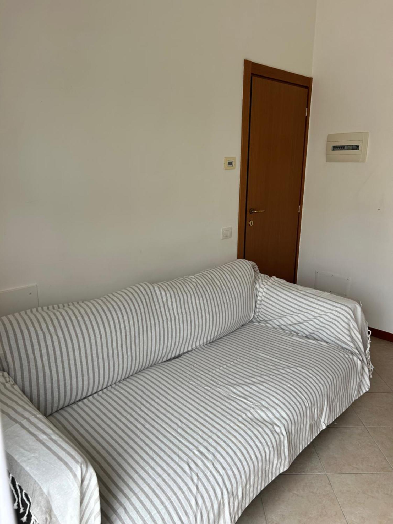 Residence Uno Studio&Suites ริมินี ภายนอก รูปภาพ